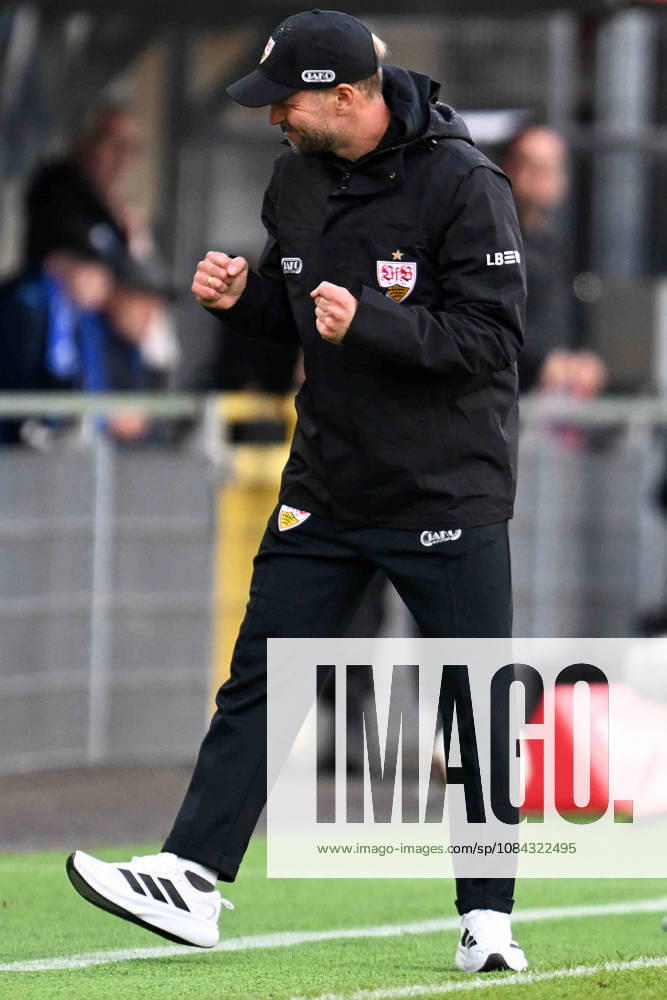 Paderborn, Home Deluxe Arena, October 10, 2026, GER, Men’s, 1. Bundesliga, 2026–2027 Season, SC Paderborn 07 vs. VfB Stuttgart – Photo: Celebrations at the final whistle, emotion, joy shown by coach Sebastian HOENESS, Stuttgart. DFL regulations prohibit any use of photographs as image sequences and or quasi-video. North Rhine-Westphalia, Germany