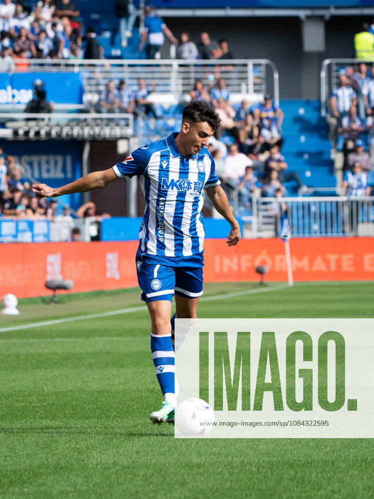 ESP LaLiga EA Sports: Deportivo Alavés vs. Atlético Madrid — Ángel Pérez of Deportivo Alavés during the LaLiga EA Sports match between Deportivo Alavés and Atlético Madrid, played at Mendizorroza Stadium in Vitoria-Gasteiz on October 10, 2026, in Spain. VITORIA-GASTEIZ, Spain. Soccer