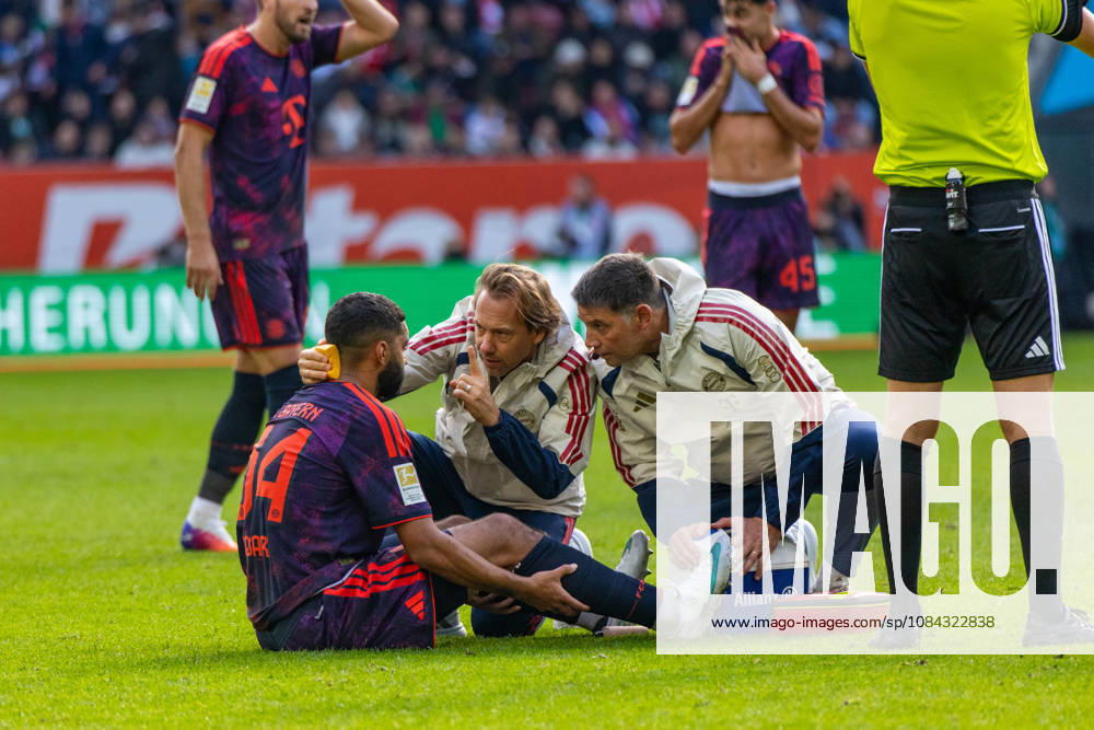 FC Augsburg vs. FC Bayern Munich Germany, Augsburg, October 10, 2026, soccer, Bundesliga, 2026–2027 season, FC Augsburg vs. FC Bayern Munich, Ismael Saibari (FC Bayern Munich), injury, injured, sitting on the ground