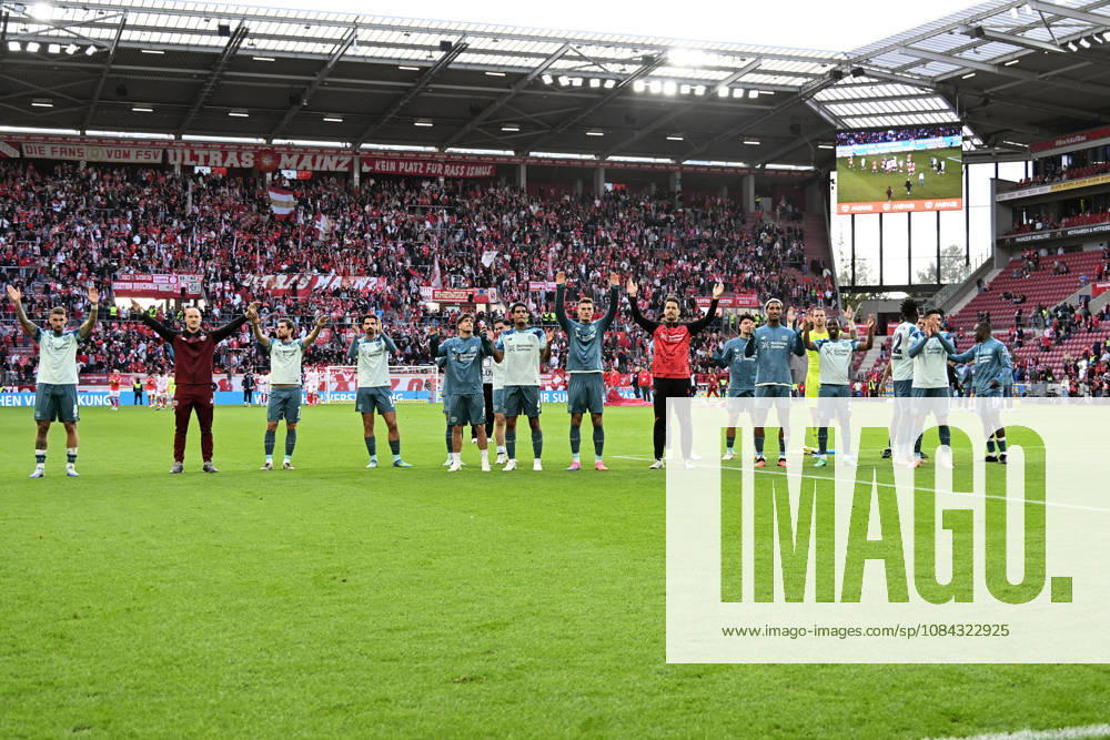 Soccer 1 Bundesliga, FSV Mainz 05 vs. Bayer 04 Leverkusen: Cheering, joy over the victory. DFL and DFB regulations prohibit any use of photographs as image sequences and or quasi-video. Mainz