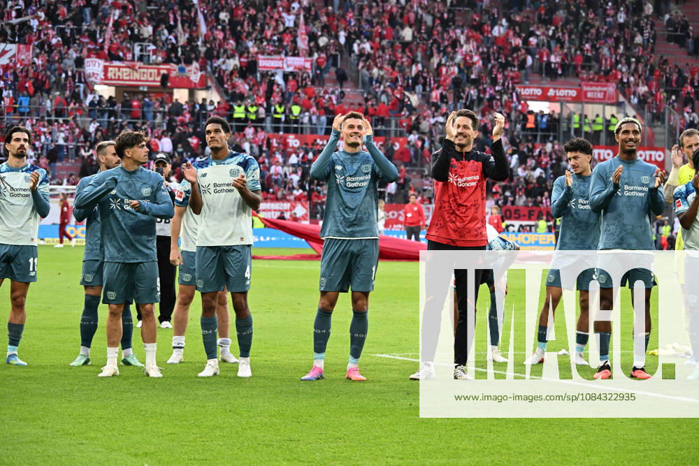 Soccer 1 Bundesliga, FSV Mainz 05 vs. Bayer 04 Leverkusen: Cheering, joy over the victory. DFL and DFB regulations prohibit any use of photographs as image sequences and or quasi-video. Mainz