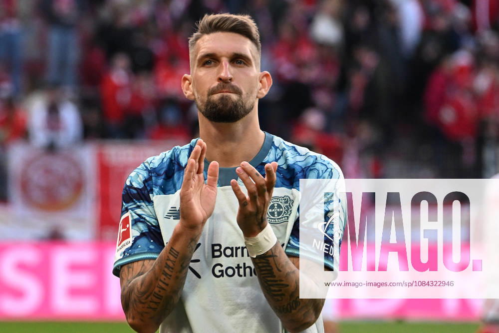 Soccer 1 Bundesliga, FSV Mainz 05 vs. Bayer 04 Leverkusen: Jubilation, joy over the victory—Robert Andrich, Bayer 04 Leverkusen. DFL and DFB regulations prohibit any use of photographs as image sequences and or quasi-video. Mainz