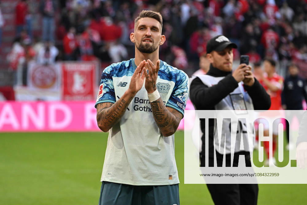 Soccer 1 Bundesliga, FSV Mainz 05 vs. Bayer 04 Leverkusen: Jubilation, joy over the victory—Robert Andrich, Bayer 04 Leverkusen. DFL and DFB regulations prohibit any use of photographs as image sequences and or quasi-video. Mainz