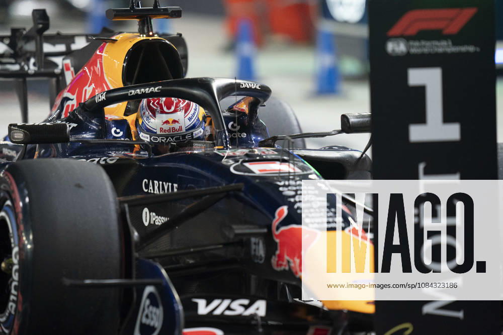 FORMULA 1 SINGAPORE AIRLINES SINGAPORE GRAND PRIX 2026 Max Verstappen (NED) 3 Red Bull Racing in parc ferme after taking Pole Position in qualifying during the Formula 1 Singapore Airlines Singapore Grand Prix 2026, Round 17 of the 2026 Formula 1 World Championship, WM, Weltmeisterschaft from 9th - 11th October 2026 at the Marina Bay Street Circuit, Singapore. Credit: Robbie Hoad Every Second Media Editorial use only. All images are copyright Every Second Media Limited. No images may be reproduced without prior permission.