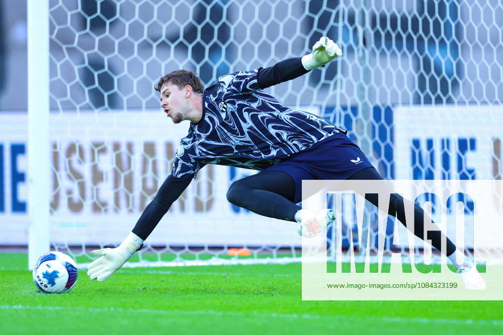 FC Zurich vs. FC Thun, Brack Super League, October 10, 2026, Silas Huber 1, FC Zurich during warm-ups, soccer, Brack Super League, FC Zurich vs. FC Thun, October 10, 2026, Letzigrund Stadium, Zurich, Switzerland; Zurich, Letzigrund Stadium, Zurich, Switzerland