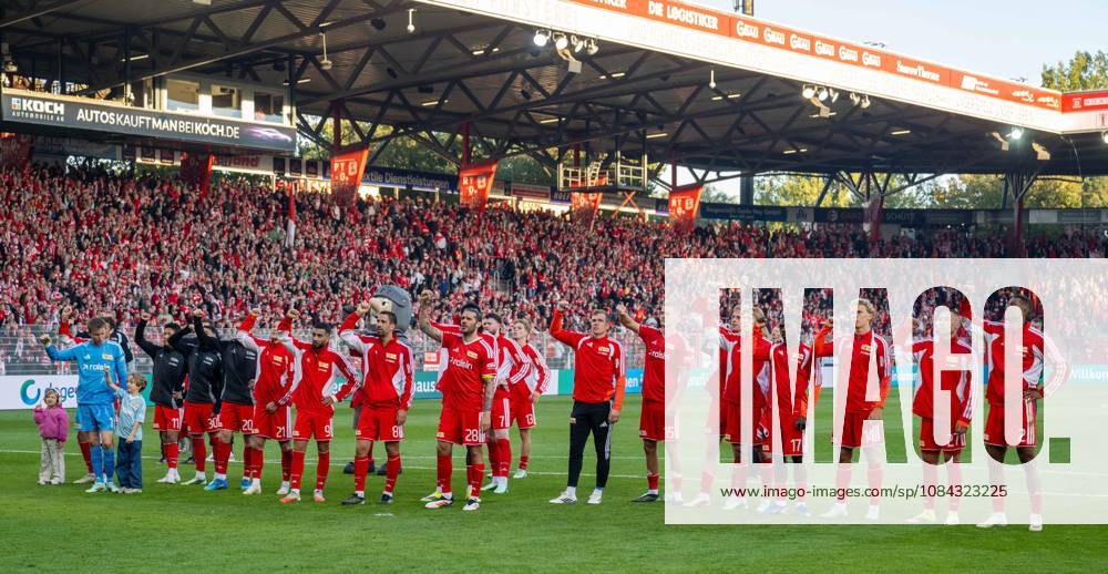 Soccer, Men s, 2026–2027 Season, Bundesliga 1, Matchday 5, 1. FC Union Berlin vs. SV 07 Elversberg, Union Celebrates with Fans, Cheers After the Final Whistle, October 10, 2026,