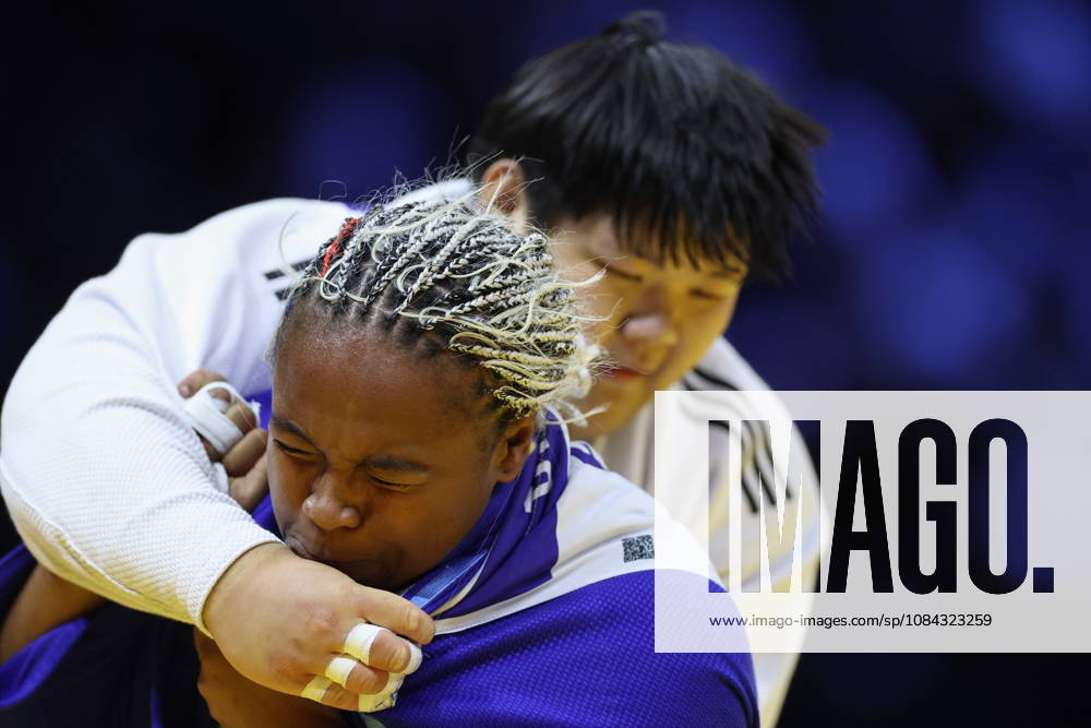 AZERBAIJAN, BAKU - OCTOBER 10, 2026: France s Romane Dicko (front) and South Korea s Lee Hyeon-ji fight in their heavyweight bout during the 2026 World Judo Championships at the National Gymnastics Arena 2026 World Judo Championships In Baku - ZUMAt113 20261010_zaa_t113_405