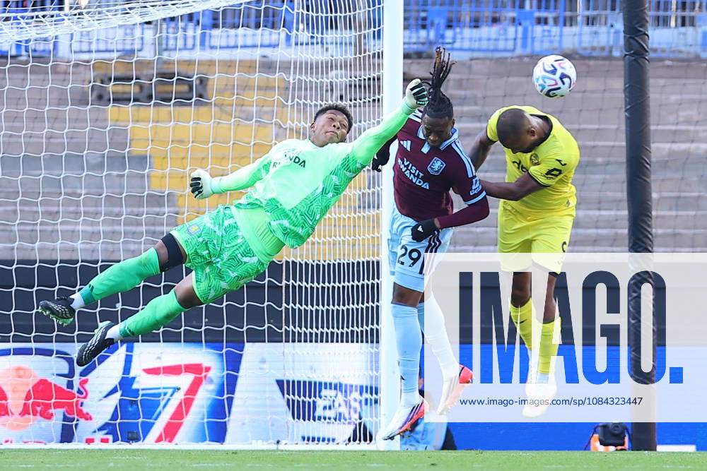 Aston Villa v Brentford, Premier League Zion Suzuki of Aston Villa makes a save during the Aston Villa v Brentford Premier League match at Villa Park, Birmingham, England on 10 October 2026 Credit: Ryan Crockett Every Second Media Editorial use only. All images are copyright Every Second Media Limited. No images may be reproduced without prior permission. All rights reserved. Premier League and Football League images are subject to licensing agreements with Football DataCo Limited. see https: www.football-dataco.com