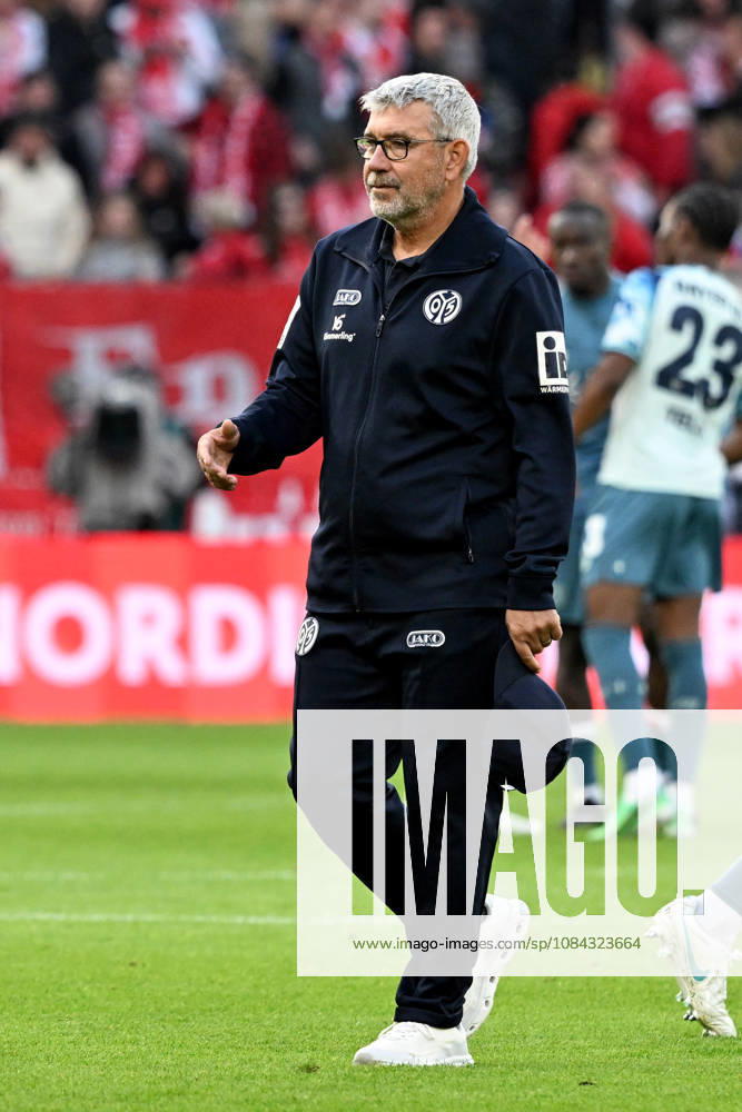 Soccer 1 Bundesliga, FSV Mainz 05 vs. Bayer 04 Leverkusen – Coach Urs Fischer, FSV Mainz 05. DFL and DFB regulations prohibit any use of photographs as image sequences and or quasi-video. Mainz