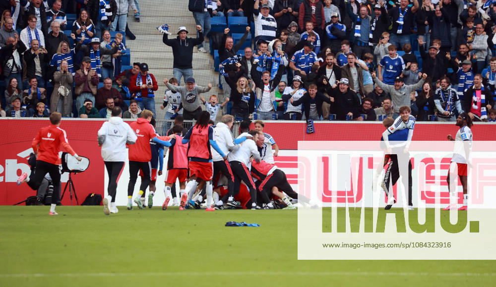 TSG 1899 Hoffenheim Hamburger SV Germany, Sinsheim, October 10, 2026, Soccer, Bundesliga, 2026–2027 Season, TSG 1899 Hoffenheim vs. Hamburger SV, Miro Muheim (Hamburger SV) celebrates goal 2-3, Muheim