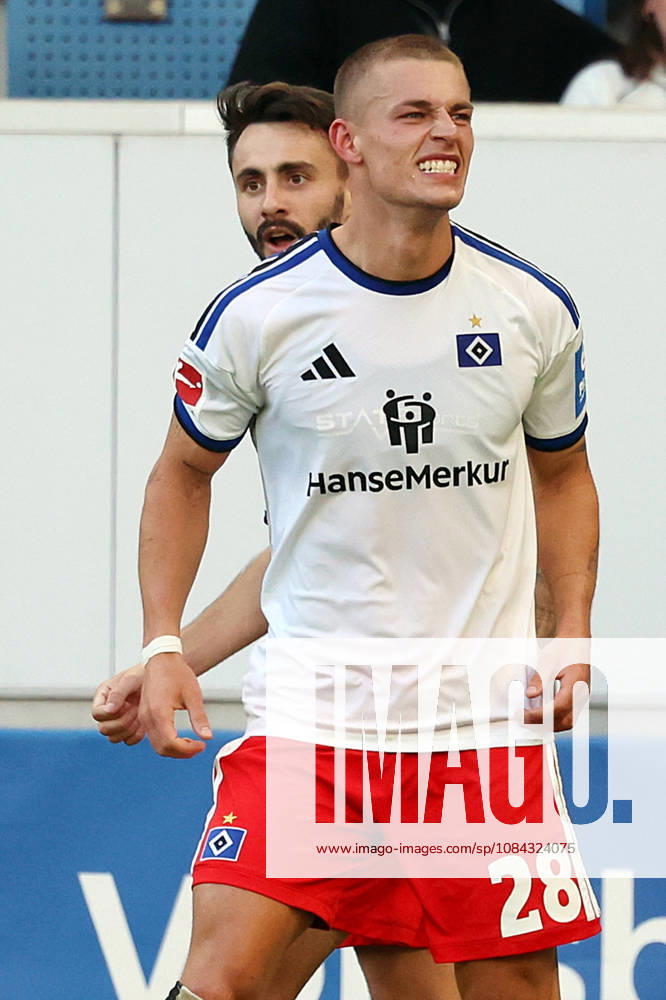 Soccer, Bundesliga 1, TSG 1899 Hoffenheim vs. Hamburger SV: Goal celebration after Miro Muheim’s goal for Hamburger SV. DFL and DFB regulations prohibit any use of photographs as image sequences and or quasi-videos. Sinsheim