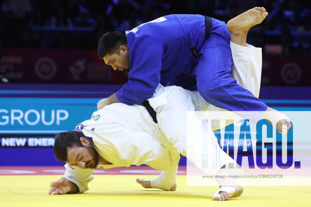 AZERBAIJAN, BAKU - OCTOBER 10, 2026: Azerbaijan s Dzhamal Gamzatkhanov (top) and Kanan Nasibov fight in their heavyweight bout during the 2026 World Judo Championships at the National Gymnastics Arena 2026 World Judo Championships In Baku - ZUMAt113 20261010_zaa_t113_409
