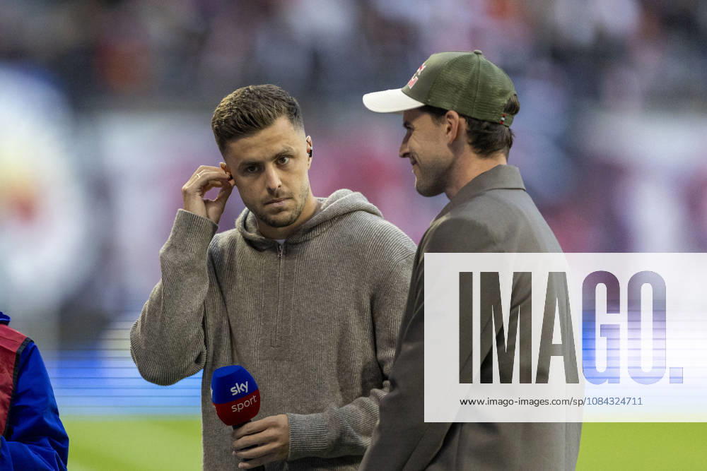 GER, Leipzig, Fussball, Bundesliga, 5. Spieltag, RB Leipzig vs. Eintracht Frankfurt im Bild v.l.: Christoph Baumgartner (RB Leipzig 14), Dominic Thiem ( Tennis, Red Bull Athlet ) Interview Sky 10.10.2026, Red-Bull Arena Leipzig DFL DFB REGULATIONS PROHIBIT ANY USE OF PHOTOGRAPHS AS IMAGE SEQUENCES AND OR QUASI-VIDEO, Leipzig Red-Bull Arena Sachsen Germany