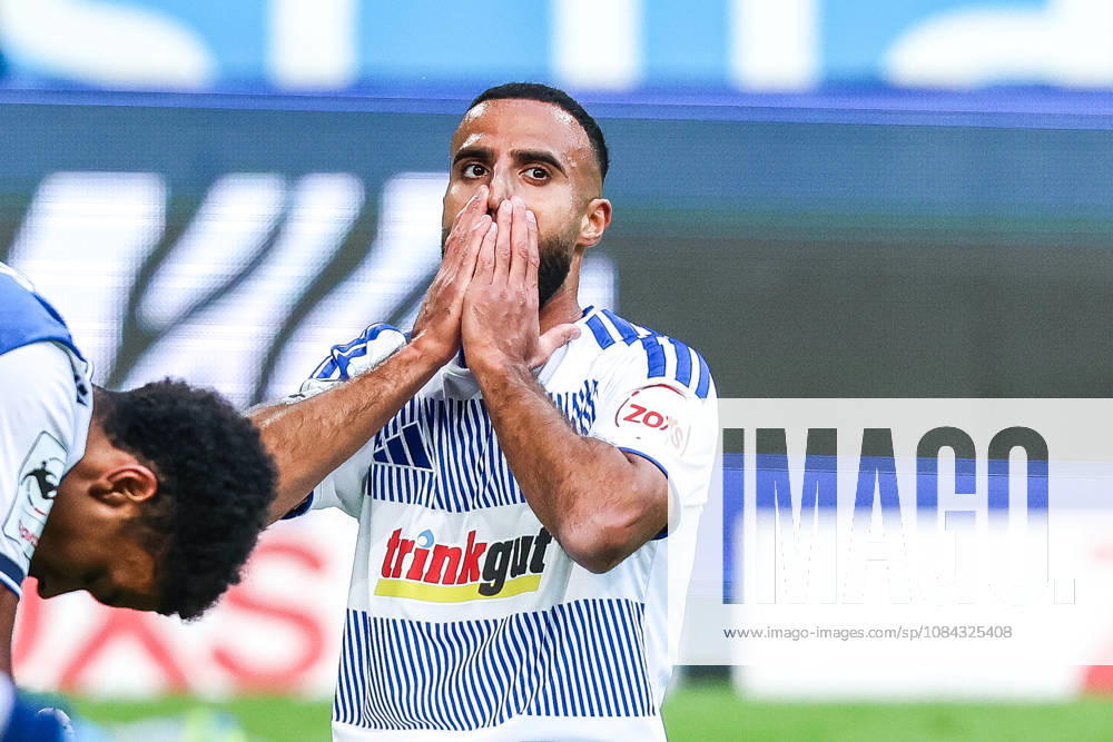 Sports, Soccer, 3rd Division, 2026–2027 Season, Matchday 8: MSV Duisburg vs. TSG 1899 Hoffenheim II, 10 10 2026, Schauinsland Reisen Arena, Ramien Safi, MSV Duisburg; 19, after a missed scoring opportunity, Duisburg, Schauinsland Reisen Arena, North Rhine-Westphalia, Germany