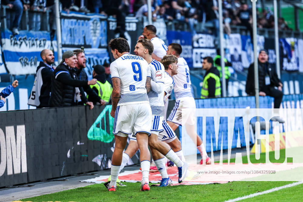 Sports, Soccer, 3rd Division, 2026–2027 Season, Matchday 8: MSV Duisburg vs. TSG 1899 Hoffenheim II, October 10, 2026, Schauinsland Reisen Arena: MSV Duisburg celebrates after Peter Remmert scores the 2–2 equalizer, 39th minute—the players are thrilled—Duisburg, Schauinsland Reisen Arena, North Rhine-Westphalia, Germany