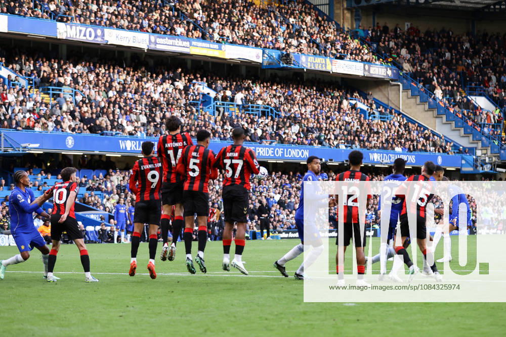 Chelsea gegen Bournemouth, 10. Oktober 2026, London, Premier League, Fußball: Chelsea gegen Bournemouth – Jordan Henderson von Chelsea erzielt per Freistoß das fünfte Tor. Foto: Jacques Feeney, Abseits, London, Großbritannien