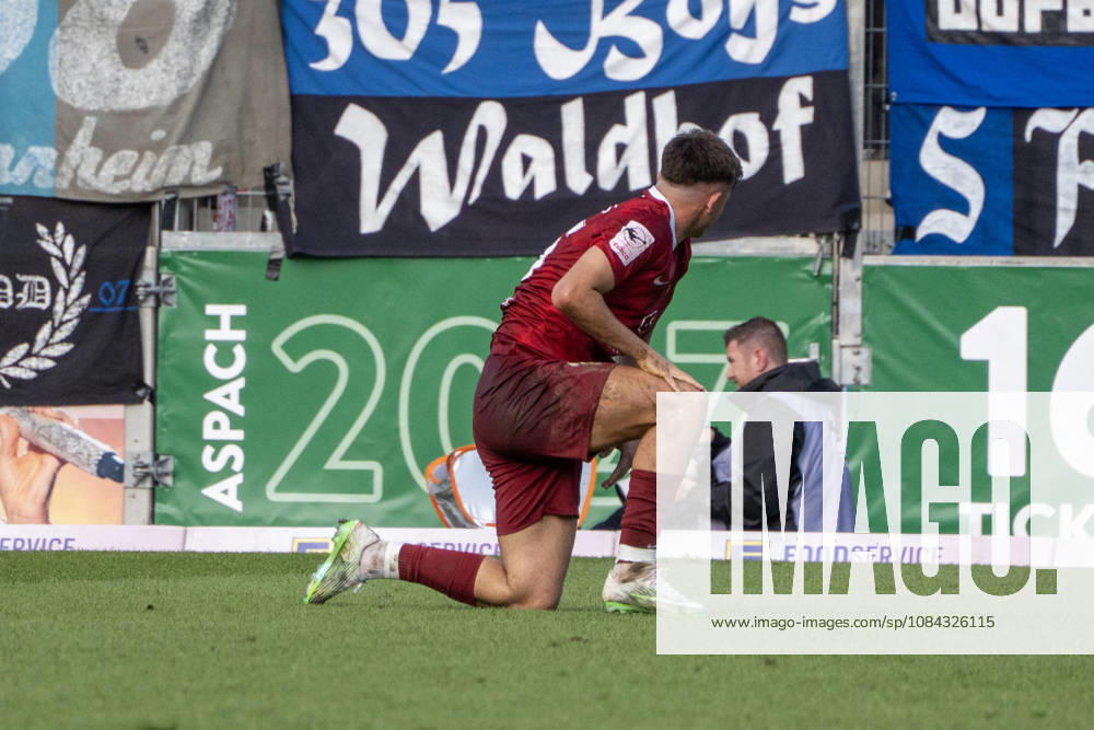Soccer 3rd Division, SG Sonnenhof Grossaspach vs. SV Waldhof Mannheim: Emotions on the Field in Aspach