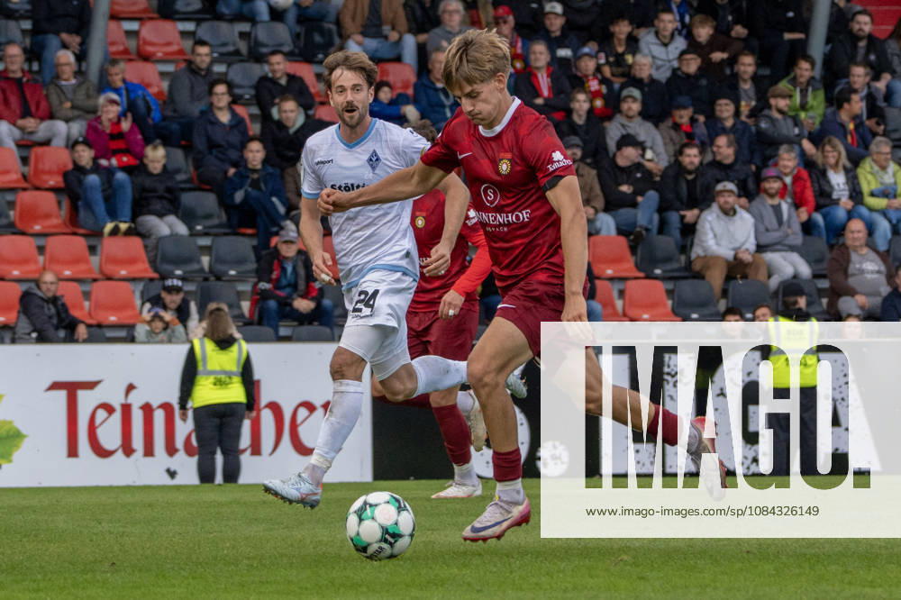 Soccer 3rd Division, SG Sonnenhof Großaspach vs. SV Waldhof Mannheim, left: Lukas Stoppel, SG Sonnenhof Großaspach in action, Aspach