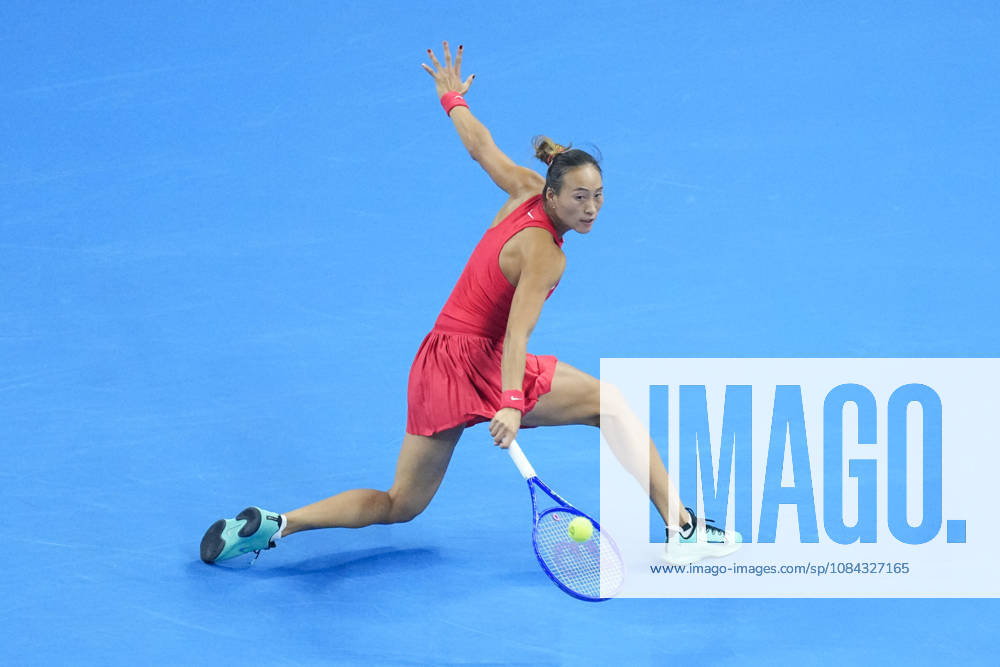 (261010) -- BEIJING, Oct. 10, 2026 -- Zheng Qinwen hits a return during the women s singles semifinal between Zheng Qinwen of China and Elise Mertens of Belgium at 2026 China Open tennis tournament in Beijing, China, Oct. 10, 2026. ) (SP)CHINA-BEIJING-TENNIS-CHINA OPEN-WOMEN S SINGLES-SEMIFINAL (CN) JuxHuanzong