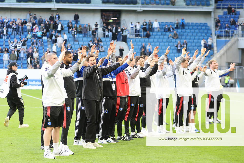 Soccer, Bundesliga 1, TSG 1899 Hoffenheim vs. Hamburger SV; Coach Merlin Polzin; Hamburger SV thanks the fans and applauds them after the game, after the match. DFL and DFB regulations prohibit any use of photographs as image sequences and or quasi-video. Sinsheim