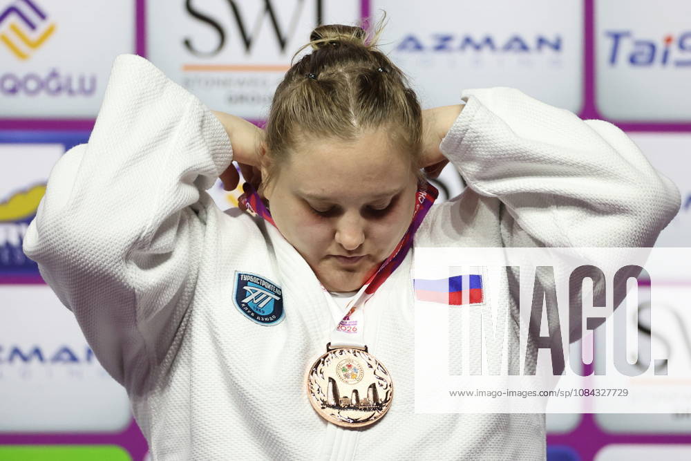 AZERBAIJAN, BAKU - OCTOBER 10, 2026: Russia s Maria Ivanova celebrates her bronze medal during a victory ceremony for the women s heavyweight event as the 2026 World Judo Championships takes place at the National Gymnastics Arena. Mikhail Sinitsyn TASS 99052202