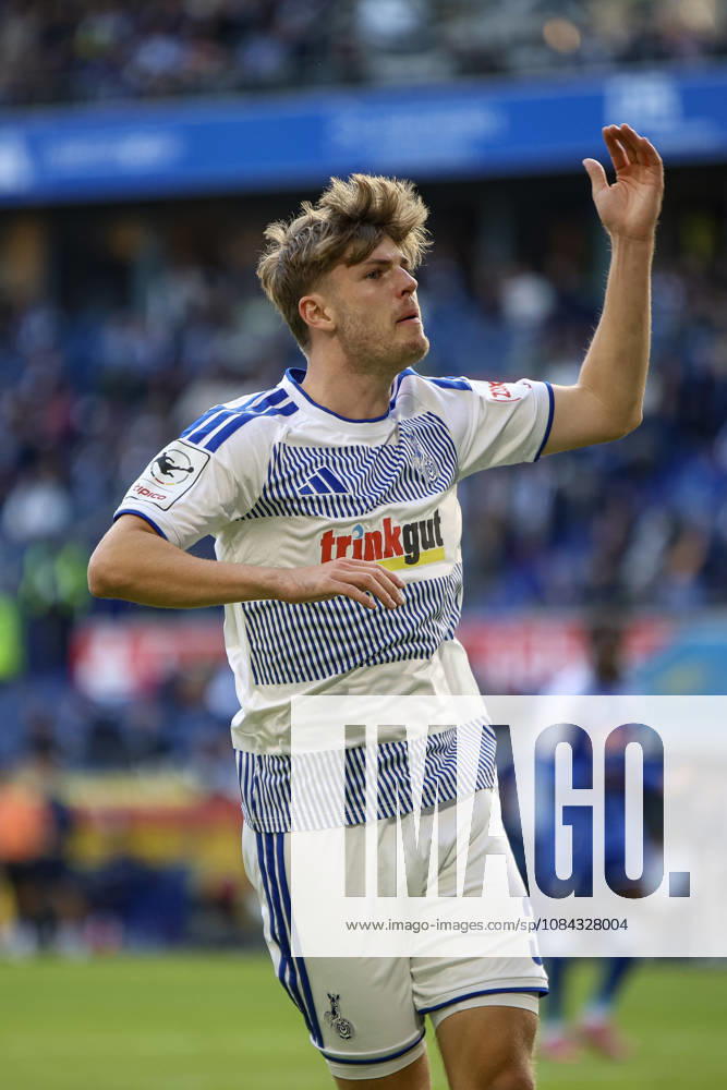 GER, Soccer, Men s, 3rd Division, 2026–2027 Season, MSV Duisburg vs. TSG Hoffenheim II, Frederik Christensen, Duisburg gesturing, gestures, Duisburg, Schauinsland, Reisen Arena, North Rhine-Westphalia, Germany