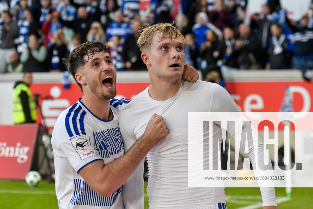 Peter Remmert (Duisburg 39) celebrates with Tobias Fleckstein (Duisburg 5 10 10 2026 ¢) after scoring the goal that made it 3–2. Soccer ¢ MSV Duisburg vs. TSG 1899 Hoffenheim II, Schauinsland Reisen Arena, Duisburg, DFB DFL regulations prohibit any use of photographs as image sequences and or quasi-video. NRW, Germany