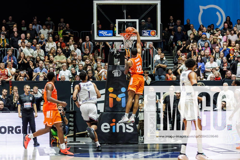 GER, BBL, easyCredit Basketball Bundesliga, Chemnitz, Niners Chemnitz vs. FC Bayern Munich Basketball, Nighael Ceaser, Niners Chemnitz, 22, Chemnitz Messe, Chemnitz, Saxony, Germany