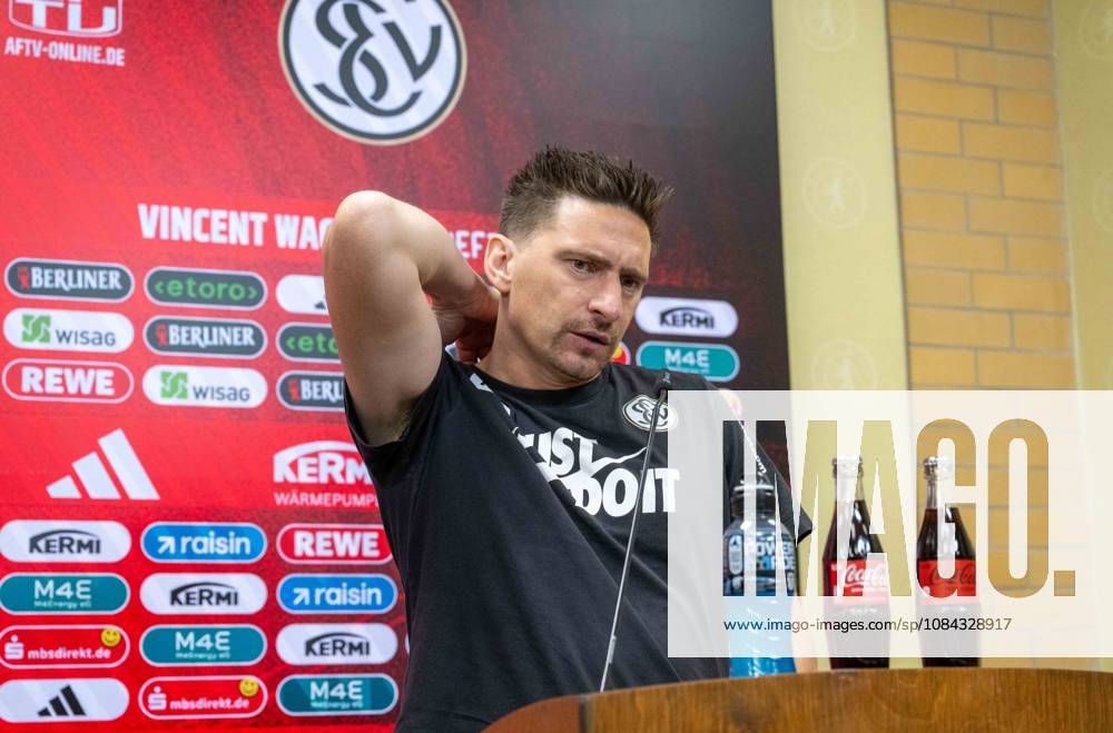 Soccer, Men s, 2026–2027 Season, Bundesliga 1, Matchday 5, 1. FC Union Berlin vs. SV 07 Elversberg, Coach Vincent Wagner (SV Elversberg), October 10, 2026,