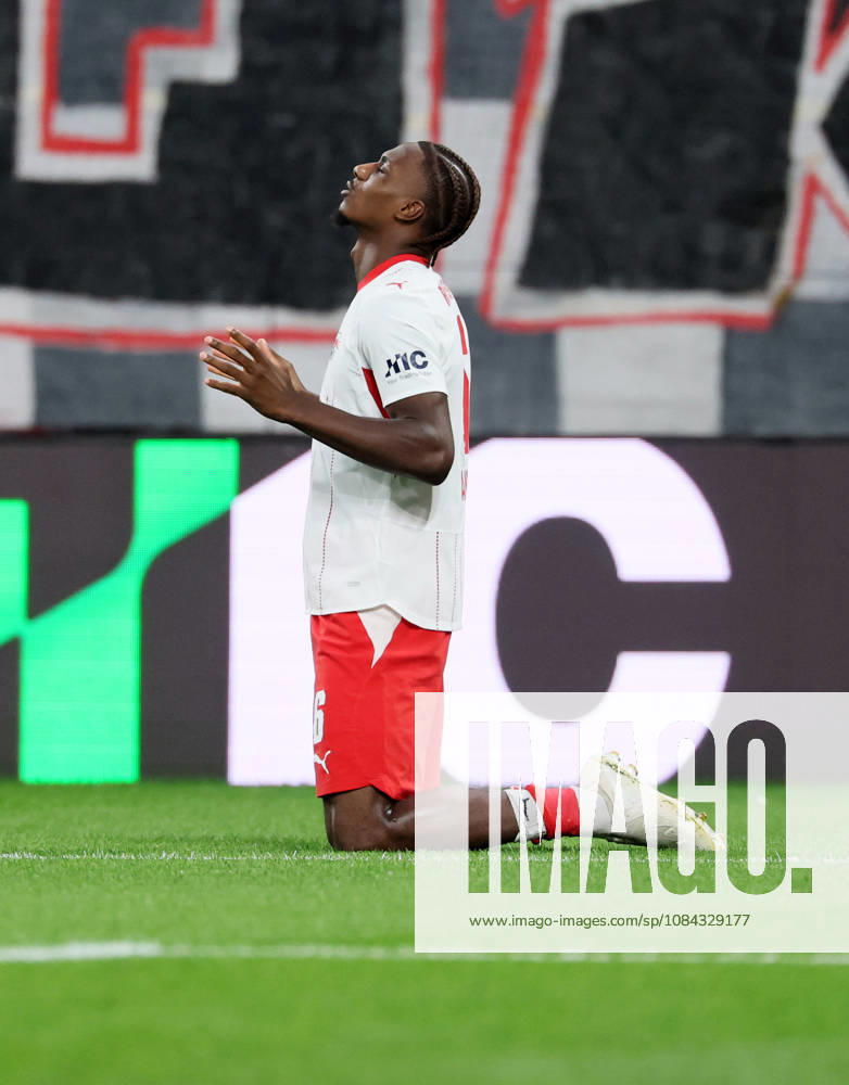 RB Leipzig vs. Frankfurt, Bundesliga, Leipzig, October 10, 2026, Red Bull Arena, Soccer, Bundesliga 1, Matchday 5, RB Leipzig vs. SG Eintracht Frankfurt, Pictured: Goal for RB Leipzig by Ezechiel Banzuzi in the 6th minute, RB Leipzig scores to make it 1–0 and celebrates; For editorial use only; DFL and DFB regulations prohibit any use of photographs as image sequences and or quasi-video,
