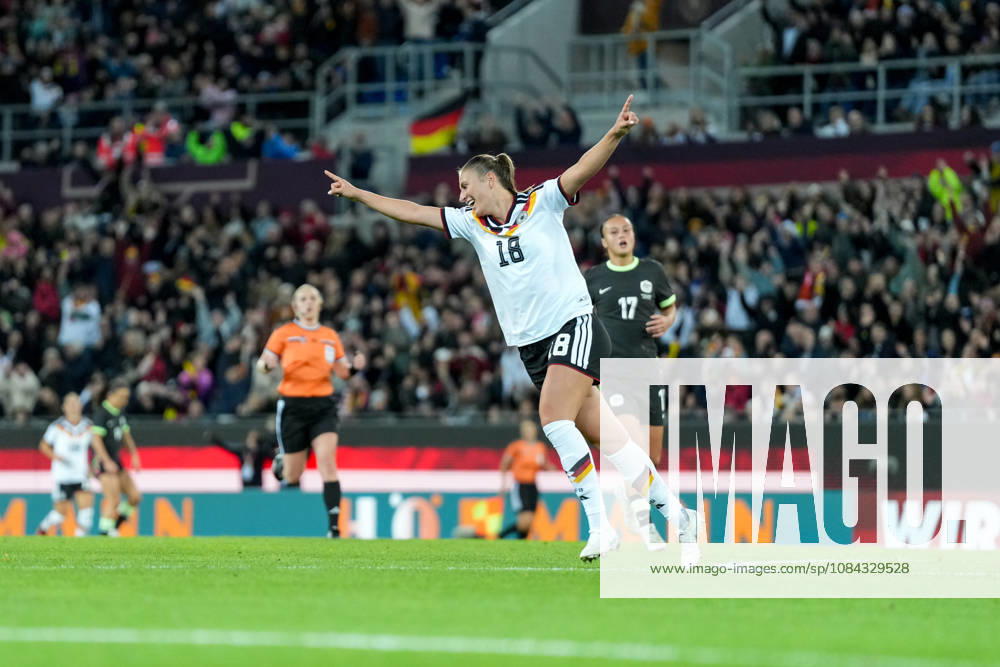Melissa Kössler Melissa Koessler Germany Women s National Team, 18 goal celebration, emotions, shot on goal, finish, goal scored, goal, hit, Germany, soccer, international match, friendly match, exhibition match, 2026 2027, Germany vs. Australia, October 9, 2026, BBBank Wildpark, Karlsruhe, Karlsruhe, BBBank Wildpark, Baden-Württemberg, Germany