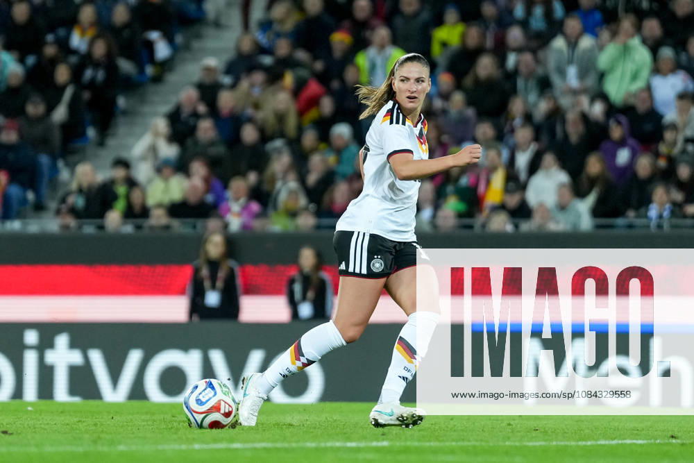 Melissa Kössler Melissa Koessler German Women s National Team, 18 on the Ball, Germany, soccer, international match, friendly match, exhibition match, 2026 2027, Germany vs. Australia, October 9, 2026, BBBank Wildpark, Karlsruhe, Karlsruhe, BBBank Wildpark, Baden-Württemberg, Germany