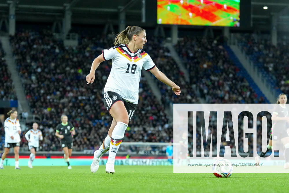 Melissa Kössler Melissa Koessler German Women s National Team, 18 on the Ball, Germany, soccer, international match, friendly match, exhibition match, 2026 2027, Germany vs. Australia, October 9, 2026, BBBank Wildpark, Karlsruhe, Karlsruhe, BBBank Wildpark, Baden-Württemberg, Germany