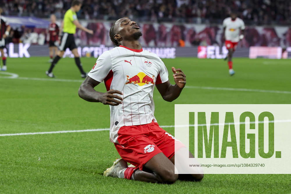 Ezechiel Banzuzi of RB Leipzig celebrates his goal to make it 1–0 during the Bundesliga match between RB Leipzig and Eintracht Frankfurt, Red Bull Arena on October 10, 2026, in Leipzig, Germany. Photo by Marco Steinbrenner, DeFodi Images. Ezechiel Banzuzi of RB Leipzig celebrates after scoring his team’s first goal during the Bundesliga match between RB Leipzig and Eintracht Frankfurt at Red Bull Arena on October 10, 2026 in Leipzig, Germany. Photo by Marco Steinbrenner, DeFodi Images. DFB and DFL regulations prohibit any use of photographs as image sequences and or quasi-video. Photo by Marco Steinbrenner, DeFodi Images.