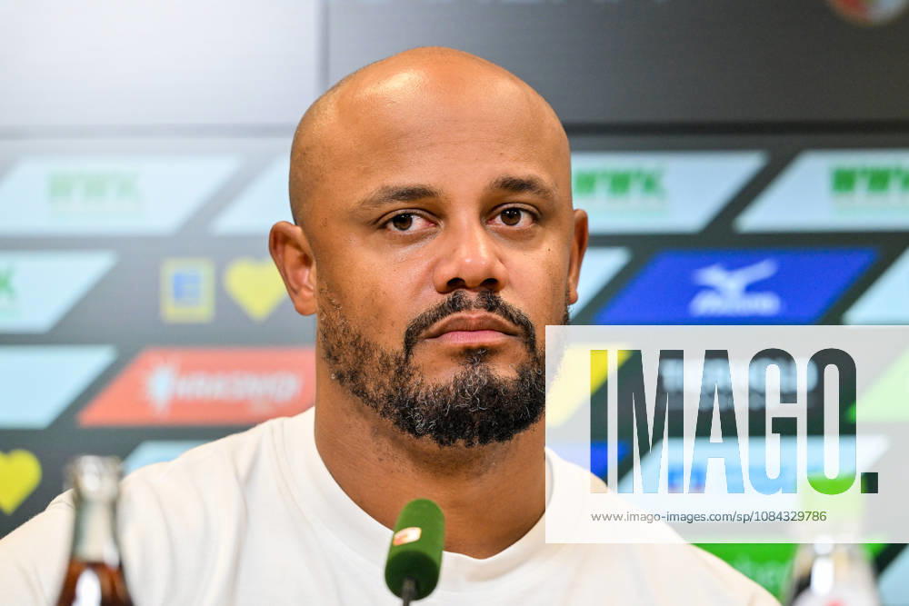 GER, Soccer, Men s, Bundesliga 1, Matchday 5, FC Augsburg vs. FC Bayern Munich, Vincent Kompany, Bayern Munich, Post-match press conference, Augsburg WWK Arena, Bayern, Germany