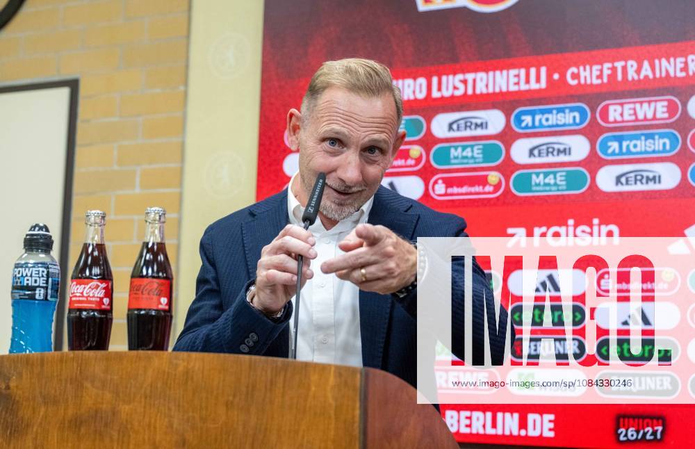 Soccer, Men s, 2026–2027 Season, Bundesliga 1, Matchday 5, 1. FC Union Berlin vs. SV 07 Elversberg, Coach Mauro Lustrinelli (1. FC Union Berlin), October 10, 2026,