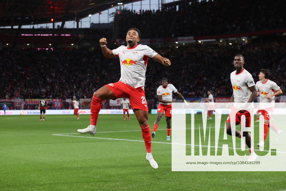 Soccer, Bundesliga 1, RB Leipzig vs. Eintracht Frankfurt: Goal celebration after Christopher Nkunku s 2-0 goal for RB Leipzig. DFL and DFB regulations prohibit any use of photographs as image sequences and or quasi-video. Leipzig