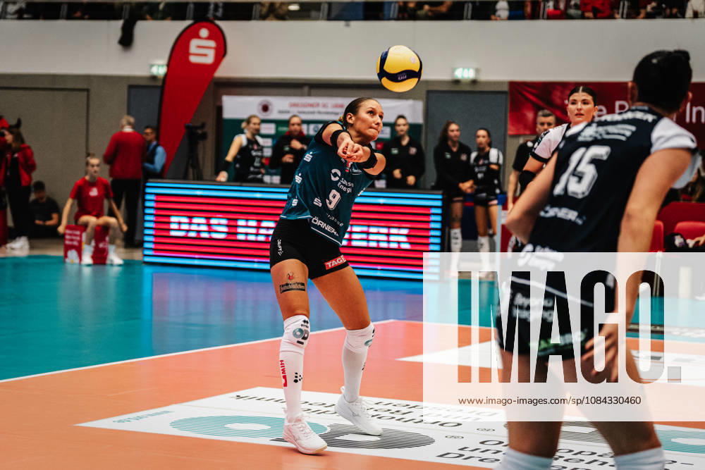 Pictured: Emilia Schaarschmidt (9) of Dresdner SC receives the ball on October 10, 2026; Dresdner SC vs. Allianz MTV Stuttgart; DEKRA 1 Bundesliga Women; Volleyball; Germany; Dresden; Cyberport Arena