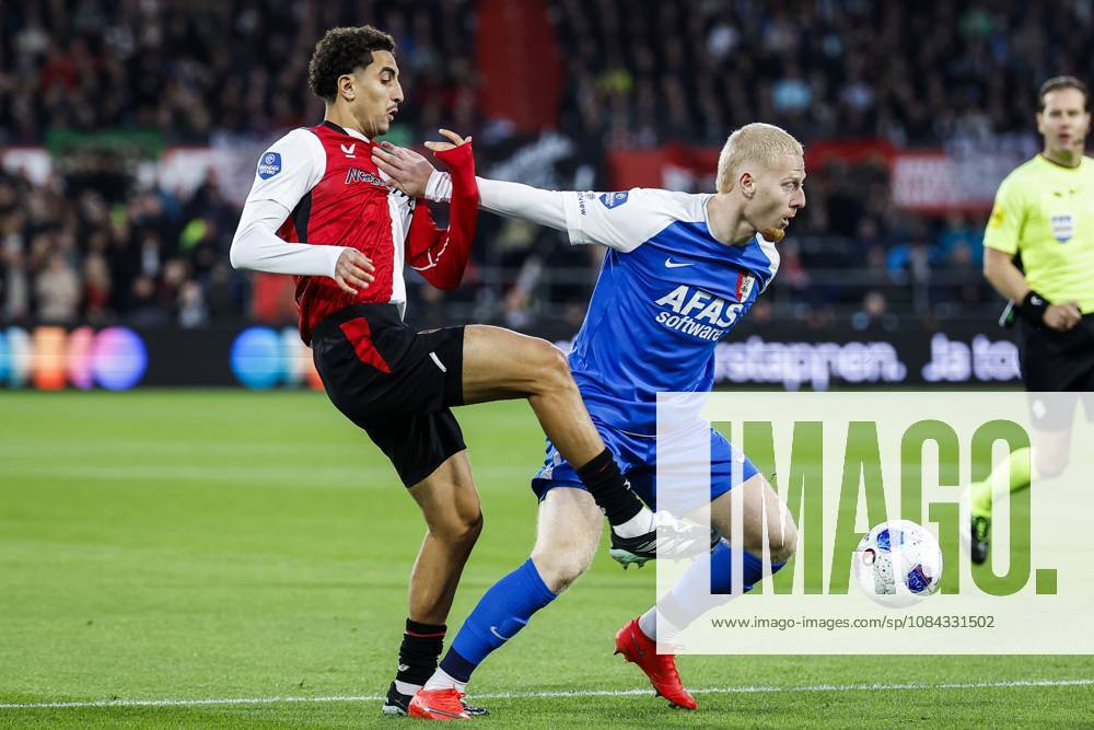 ROTTERDAM - (lr) Oussama Targhalline of Feyenoord, Mexx Meerdink of AZ Alkmaar during the Dutch Eredivisie match between Feyenoord and AZ Alkmaar at Feyenoord stadium De Kuip on 10 October 2026 in Rotterdam, the Netherlands. BAS CZERWINSKI ANP Eredivisie 2026 27 ANPxSportx IVx 572040459 originalFilename: 572040459