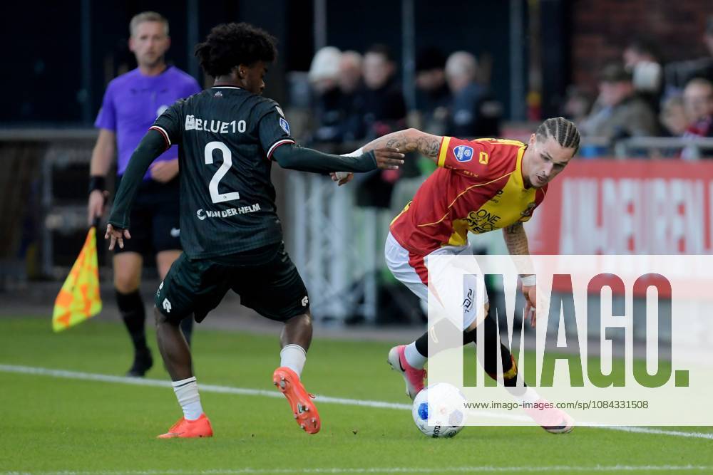 DEVENTER - Lushendry Martes of Sparta Rotterdam and Thibo Baeten of Go Ahead Eagles in a duel during the Eredivisie match between Go Ahead Eagles and Sparta Rotterdam at De Adelaarshorst on October 10, 2026 in Deventer, the Netherlands. DENNIS BRESSER ANP Eredivisie 2026 27 ANPxSportx xMarcelxterxBalsxIVx 572040601 originalFilename: 572040601