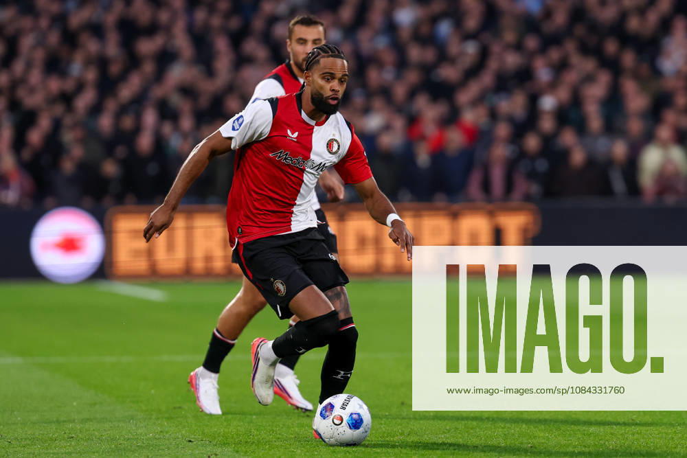 2026-10-10 Feyenoord v AZ Alkmaar - Dutch Eredivisie ROTTERDAM, NETHERLANDS - OCTOBER 10: Jeremiah St. Juste of Feyenoord runs with the ball during the Dutch Eredivisie match between Feyenoord and AZ Alkmaar at Stadion Feijenoord on October 10, 2026 in Rotterdam, Netherlands. Rotterdam Stadion Feijenoord Netherlands Content not available for redistribution in The Netherlands directly or indirectly through any third parties.