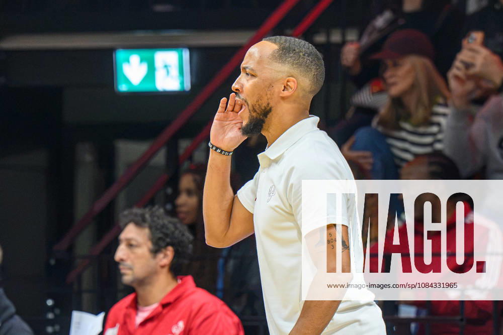 Basketball Season 2026–2027 2nd Bundesliga Pro A Matchday 4 Nuremberg Falcons Basketball Club (NBC) Kreisbau Kirchheim Knights AlSch Tim Timothy James Black Head Coach Nuremberg Falcons BC (NBC)