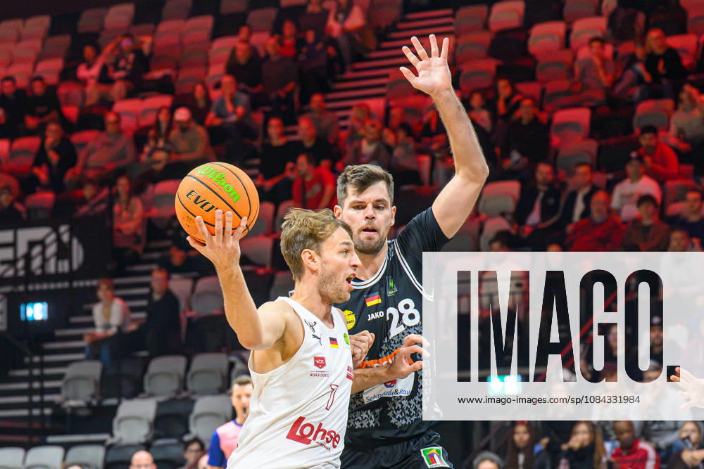Basketball Season 2026–2027 2nd Bundesliga Pro A Matchday 4 Nuremberg Falcons Basketball Club NBC Kreisbau Kirchheim Knights AlSch Christian Feneberg 7, Nuremberg Falcons BC NBC Nicolas Bretzel 21, Kreisbau Kirchheim Knights