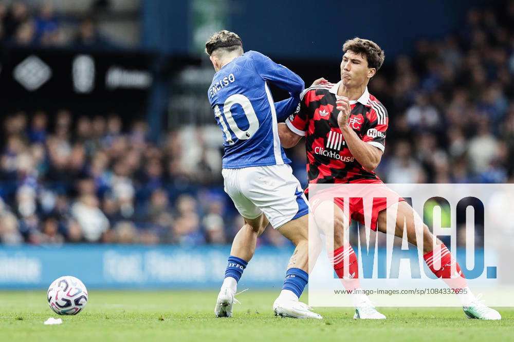 10th October 2026; Portman Road, Ipswich, Suffolk, England; Premier League Football, Ipswich Town versus Fulham; Gonzalo Garcia of Fulham and Julio Enciso of Ipswich Town compete for the ball AndyxSkinner