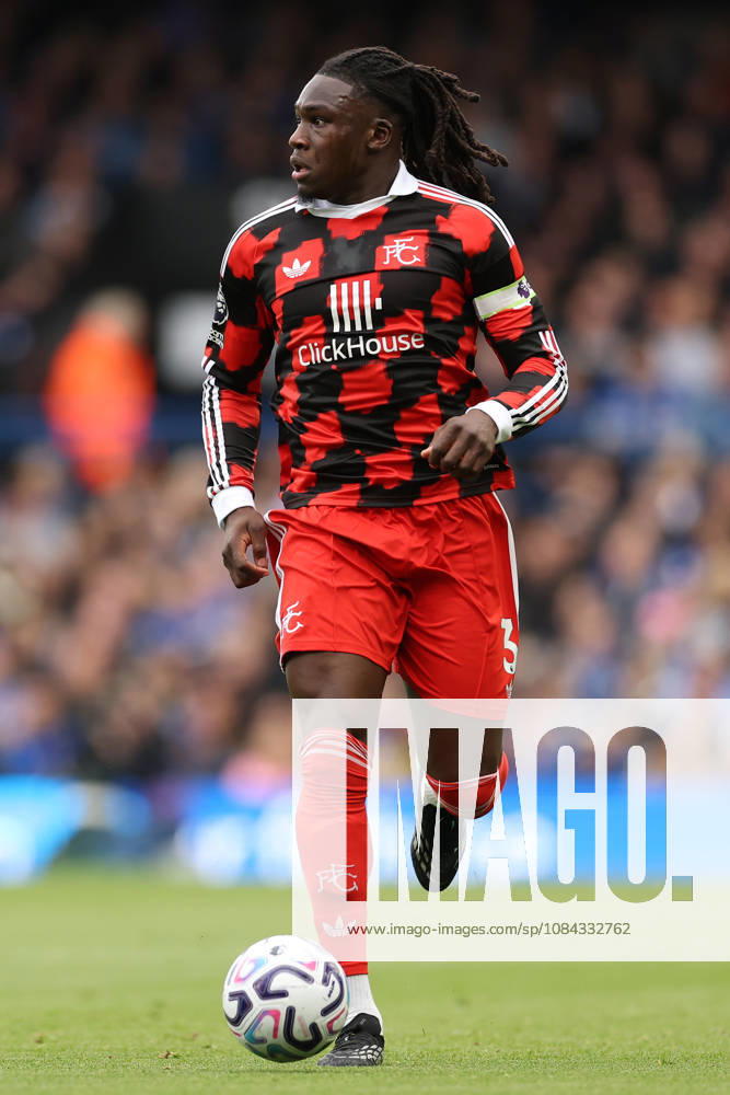 Ipswich Town v Fulham, Premier League Calvin Bassey of Fulham during the Ipswich Town v Fulham Premier League match at Portman Road, Ipswich, England on 10 October 2026 Credit: Tiego Grenho Every Second Media Editorial use only. All images are copyright Every Second Media Limited. No images may be reproduced without prior permission. All rights reserved. Premier League and Football League images are subject to licensing agreements with Football DataCo Limited. see https: www.football-dataco.com