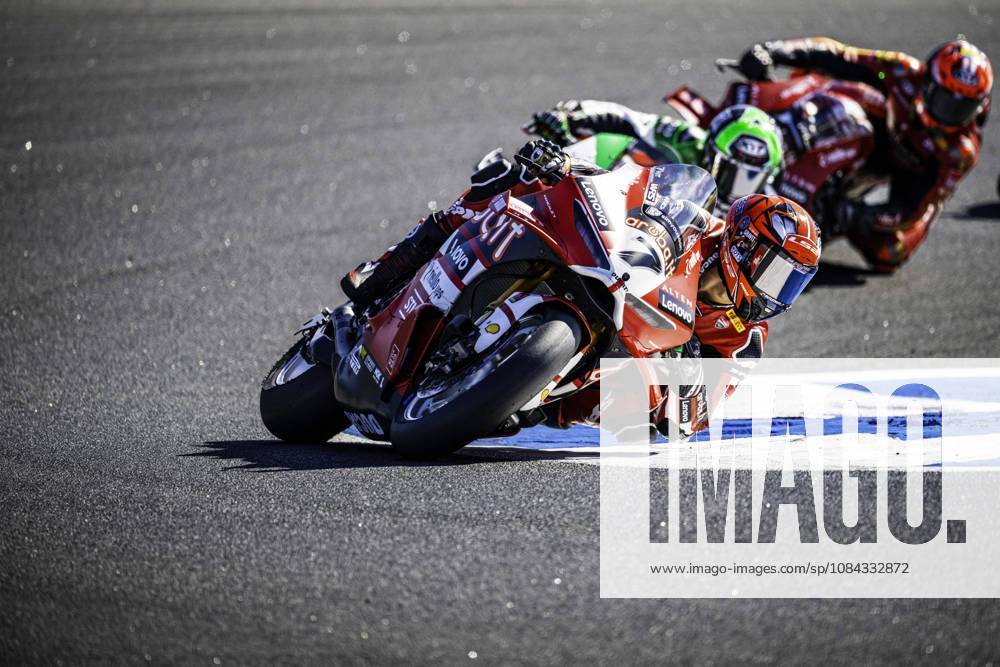 Iker Lecuona of Aruba.It Racing - Ducati in action during the Race 1 of the FIM Superbike World Championship, WM, Weltmeisterschaft at Circuito Estoril on October 10, 2026 in Cascais, Portugal. Motorsports 2026: WorldSBK - Tissot Estoril Round - ZUMAr200 20261010_zsp_r200_074
