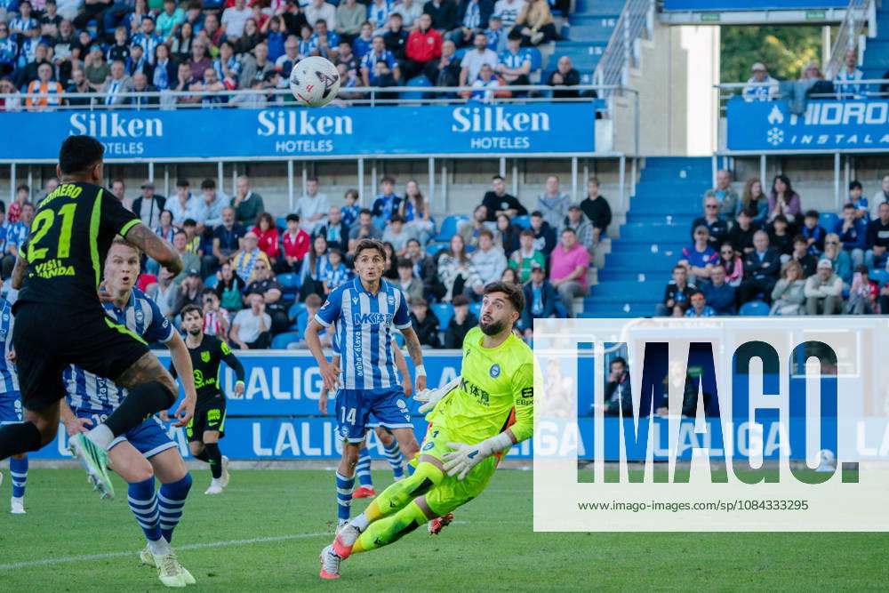 ESP LaLiga EA Sports: Deportivo Alavés vs. Atlético Madrid — Cristian Romero of Atlético Madrid scores a goal, and Antonio Sivera of Deportivo Alavés during the LaLiga EA Sports match between Deportivo Alavés and Atlético Madrid, played at Mendizorroza Stadium in Vitoria-Gasteiz on October 10, 2026 in Spain VITORIA GASTEIZ Spain Soccer