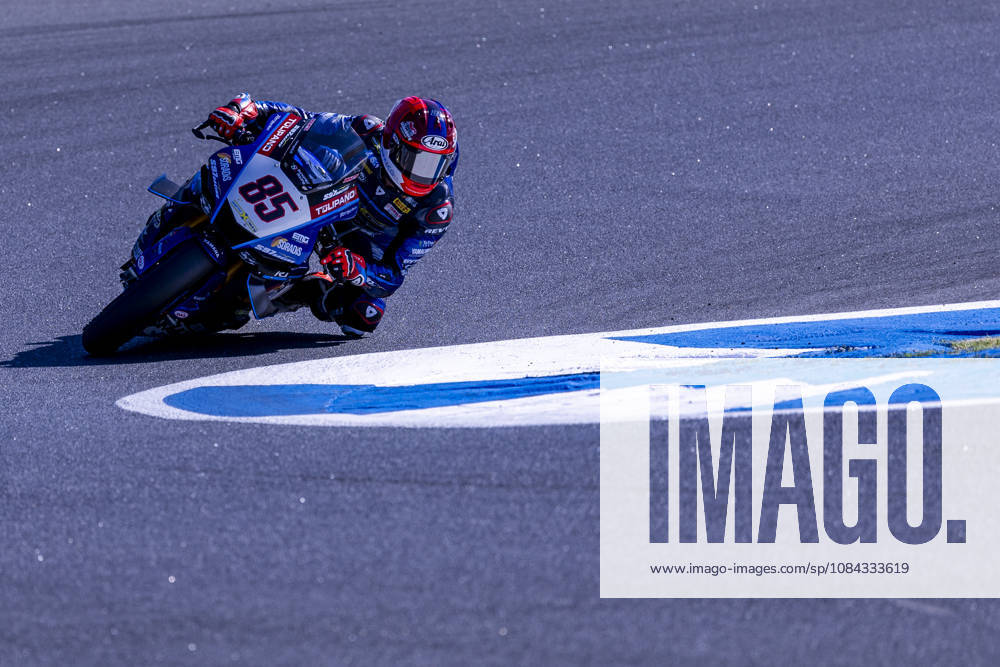ESTORIL, PORTUGAL - OCTOBER 10: Twan Smits of Netherlands and Motoxracing WorldSBK Team competes during Race 1 during day two of the World Superbikes Estoril Round at Circuito Estoril on October 10, 2026 in Estoril, Portugal. Cascais Portugal - ZUMAl192 20261010_zsp_l192_117