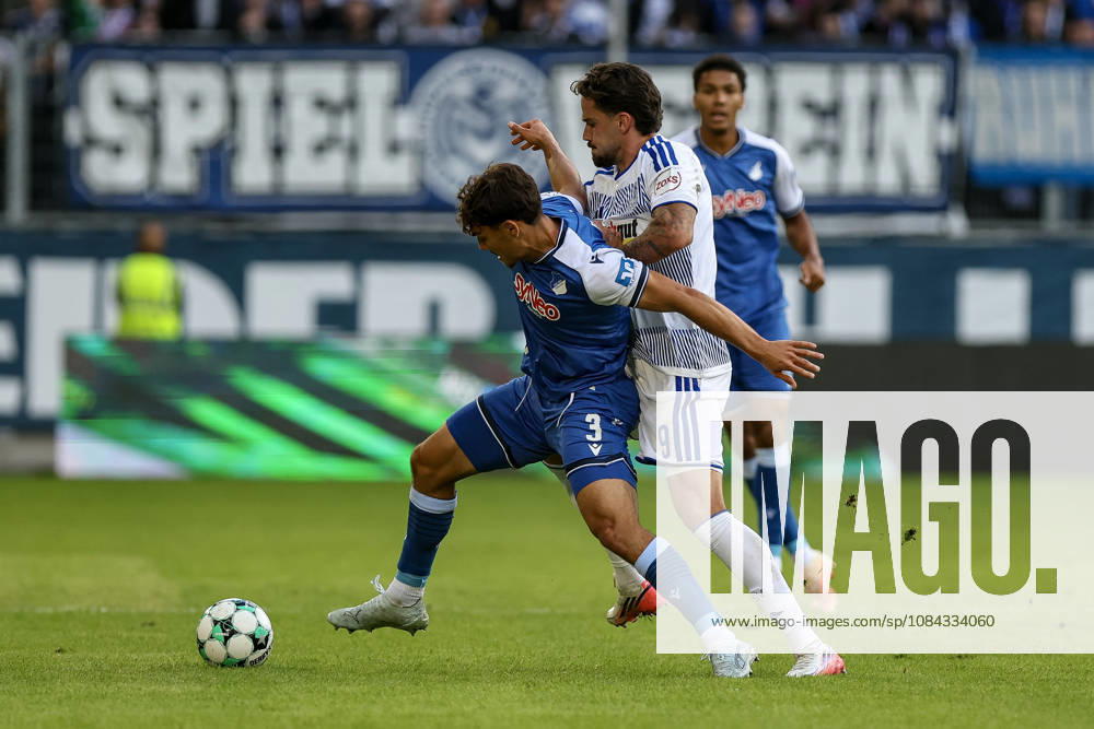 GER, Soccer, Men s, 3rd Division, 2026–2027 Season, MSV Duisburg vs. TSG Hoffenheim II, Sean Dulic (TSG II) and Lex Tyger Lobinger, Duisburg battling for the ball, Duisburg Schauinsland Arena, North Rhine-Westphalia, Germany