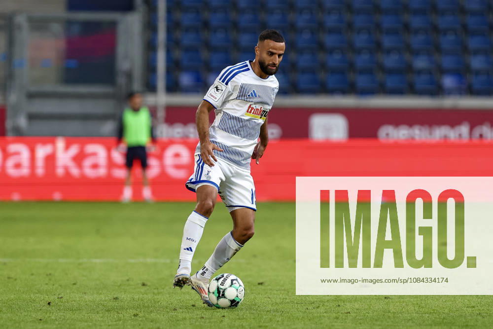 GER, Soccer, Men s, 3rd Division, 2026–2027 Season, MSV Duisburg vs. TSG Hoffenheim II, Ramien Safi, Duisburg in action with the ball, individual play, Duisburg, Schauinsland, travel, Arena, North Rhine-Westphalia, Germany